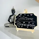 Casa Adelfa